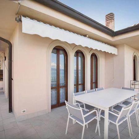 Apartment Frader Otto With Lake View Torri Del Benaco Exterior foto