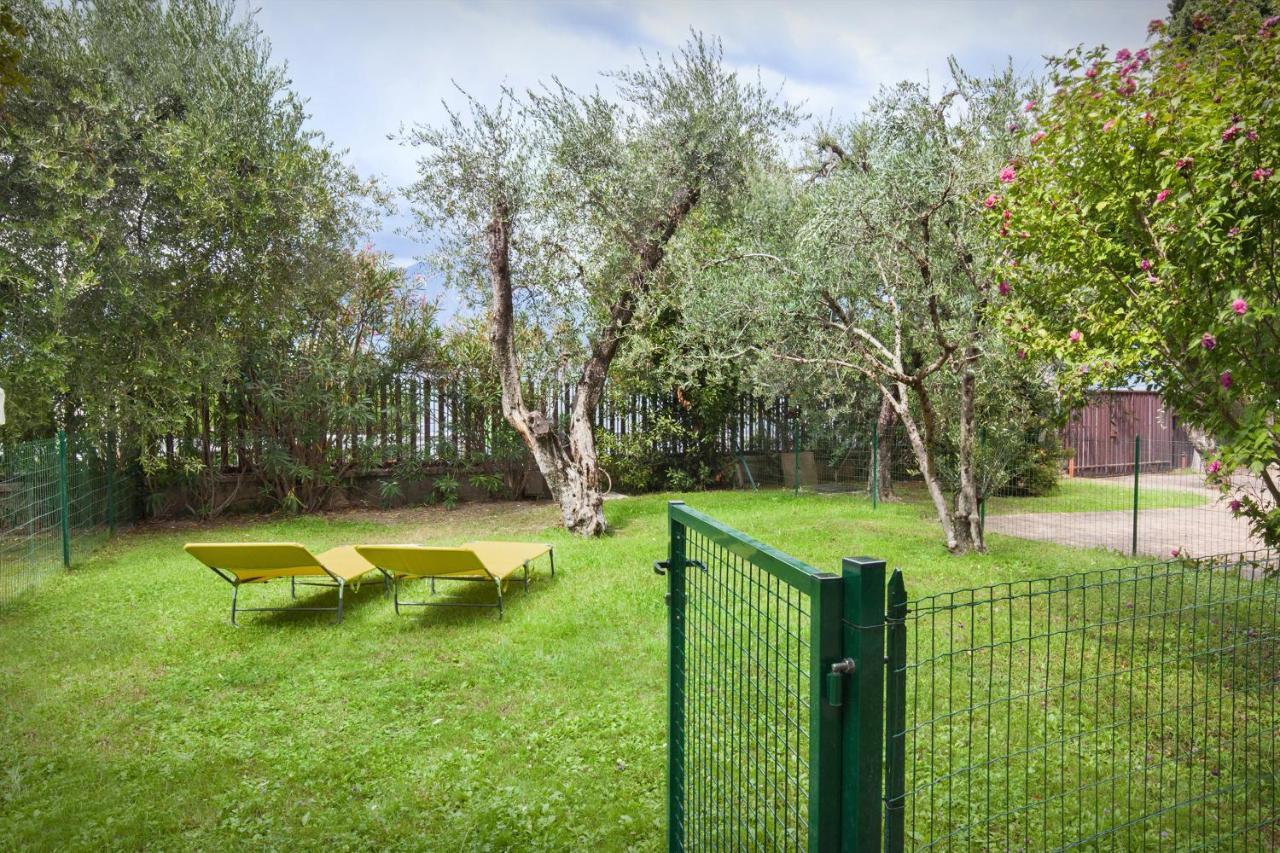 Apartment Frader Otto With Lake View Torri Del Benaco Exterior foto